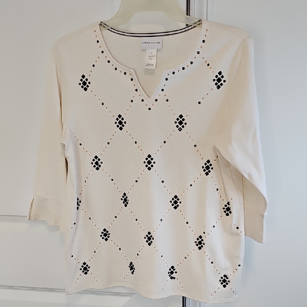 Alfred Dunner Ivory and Black Blouse